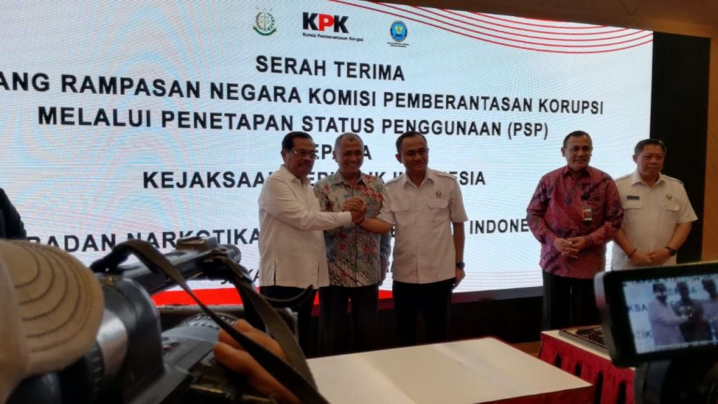 KPK Serahkan Aset Sitaan dari Koruptor Rp110 Miliar ke Kejagung & BNN