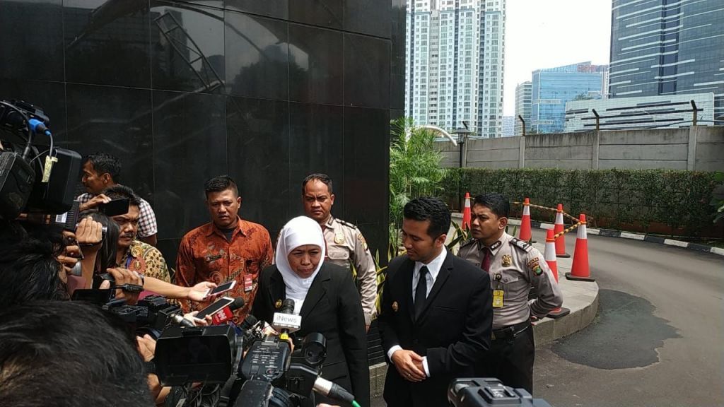 Komitmen Pencegahan Korupsi, Khofifah-Emil dan Syamsuar-Edy ke KPK