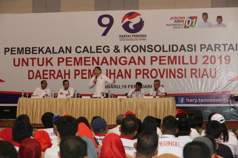 Bekali Caleg Perindo di Pekanbaru, HT: Kebijakan Tepat, Indonesia Maju