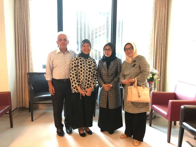 Jenguk Ani Yudhoyono, Putri Ma'ruf Amin Doakan Agar Cepat Pulih