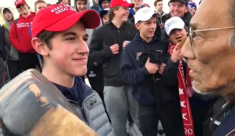 Siswa SMA di AS Gugat Surat Kabar The Washington Post Rp3,5 Triliun