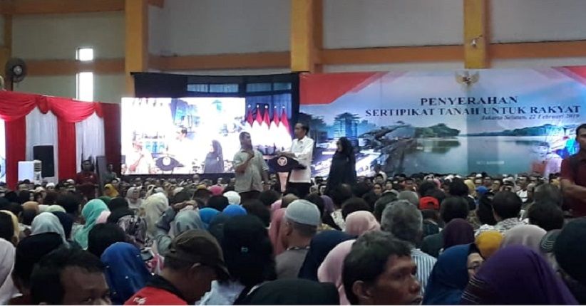 Jokowi Klaim Hubungannya dengan Anies Tak Bermasalah