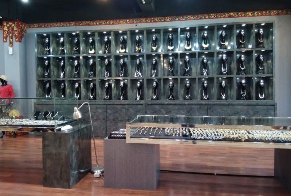 Mampir di Sasaku, Belanja Kerajinan Khas Lombok ala Krishna Bali