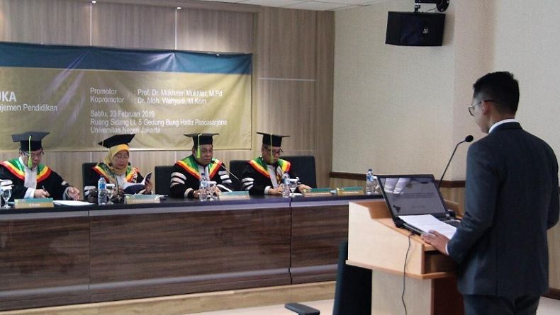 Kisah Anak Petani Ciamis Raih Gelar Doktor Berkat Teliti Perilaku Guru