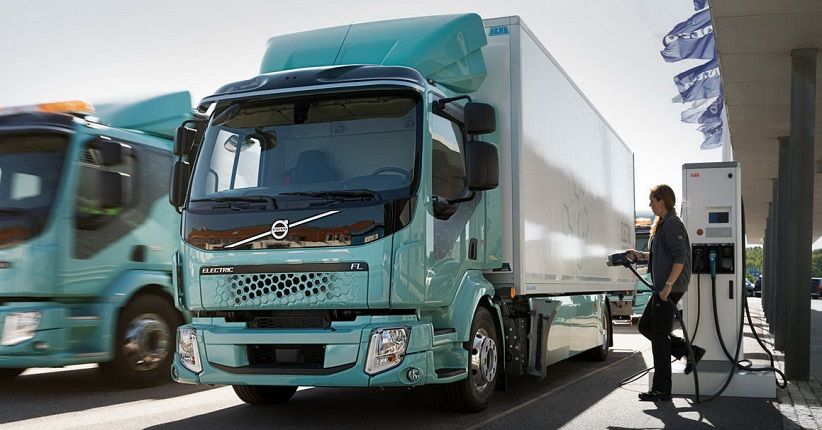 Volvo Distribusikan Truk Listrik Pertama ke Pasar Eropa