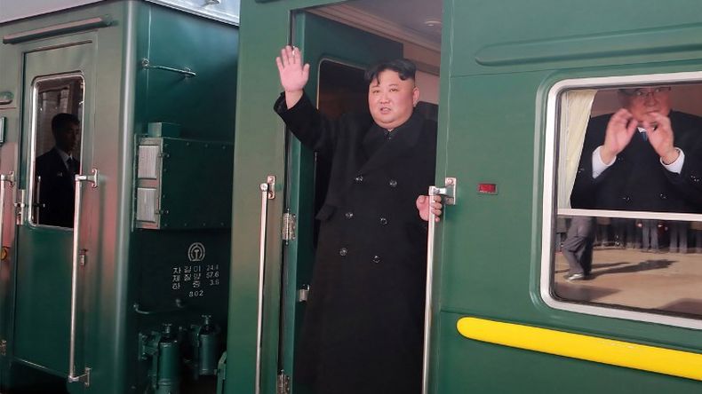 Kereta yang Mengangkut Kim Jong Un Menuju Vietnam Lintasi China