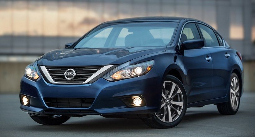 Masalah Pintu Belakang, Ratusan Ribu Nissan Altima Kembali Kena Recall