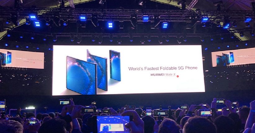 Ikuti Samsung, Huawei Perkenalkan Smartphone Layar Lipat 