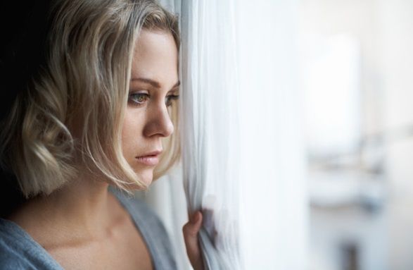 Tips Mengatasi Rasa Sedih Ditinggal Mantan Kekasih Menikah