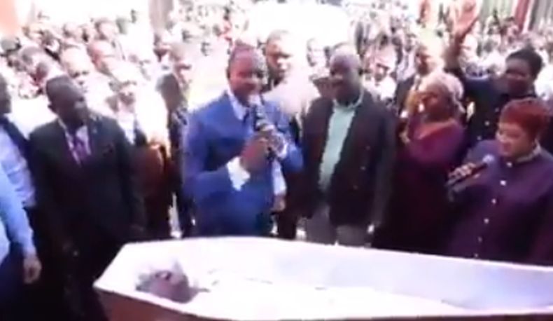 Aksi Tipu-Tipu Pastor Bangkitkan Mayat Jadi Cemoohan Warganet