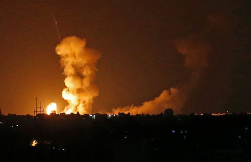 Balon Peledak Hancurkan Rumah Warga, Israel Serang Hamas di Gaza