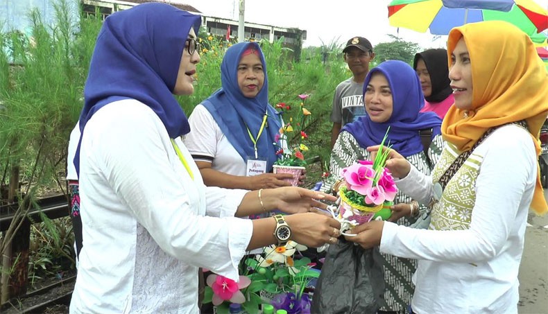 Gelar Fogging, Caleg Perindo Juga Dorong Pasar Dadakan Kampung Sasak