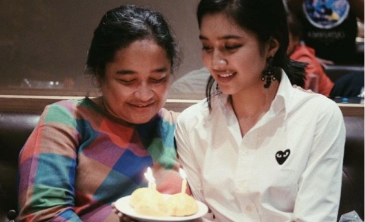 Sebelum Meninggal, Ibunda Ingin Mikha Tambayong Segera Menikah
