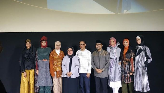 30 Tahun Berkarya, Shafira Usung Koleksi World Wanderer di IFW 2019