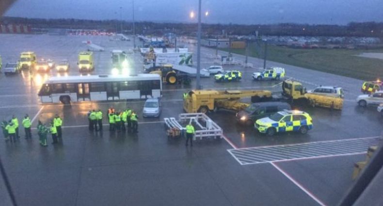 Penumpang Sakit Mendadak, Pesawat Virgin Dikarantina di Bandara London