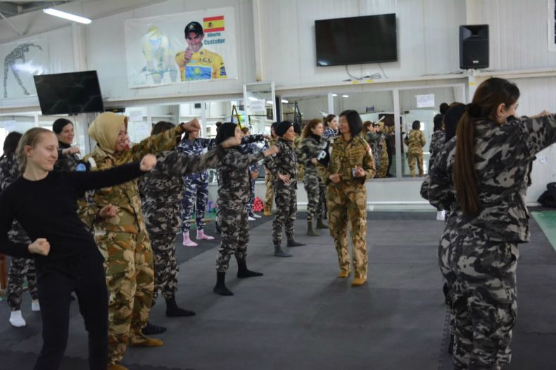 Srikandi MPU TNI UNIFIL Ajarkan Bela Diri ke Perempuan Lebanon