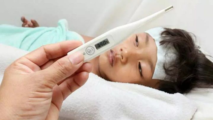 Bunda, Anak Demam? Ini Waktu Tepat Membawanya ke Rumah Sakit