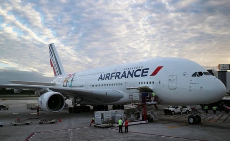 Mesin Meledak, Airbus A380 Air France Putar Balik ke Pantai Gading