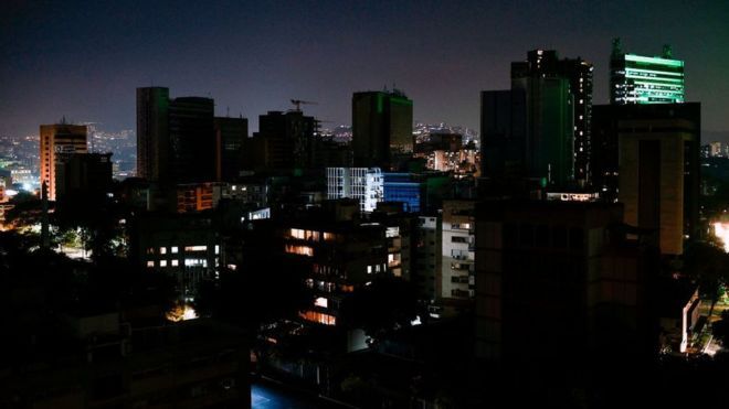 Derita Warga Venezuela, Tangis dan Kelaparan akibat Pemadaman Listrik