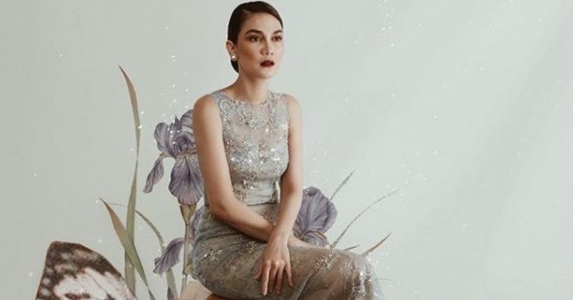 Raih Piala di IMA Awards 2019, Ini Pesan Luna Maya pada Perempuan