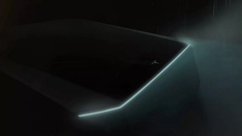 Elon Musk Bocorkan Truk Pikap Listrik Tesla Cyberpunk