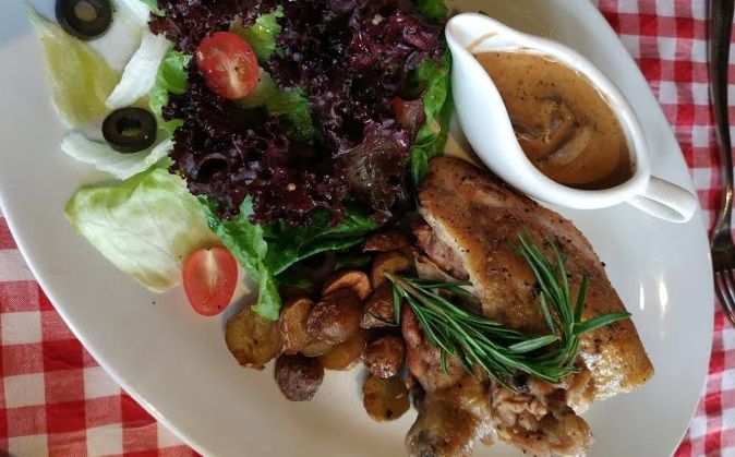 Half Spring Chicken Rosemary, Masakan Klasik Italia dengan Bahan Ayam