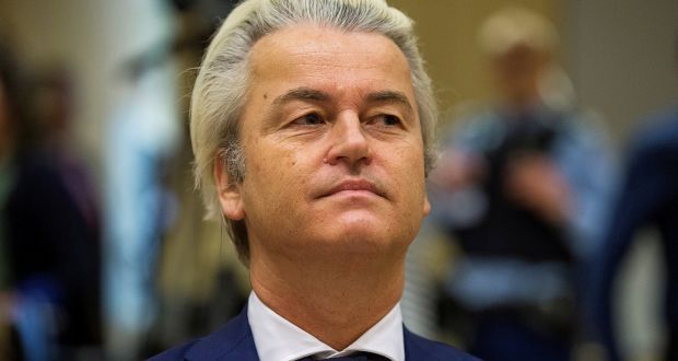 Pascapenembakan, Politisi Belanda Desak Menteri Kehakiman Mundur