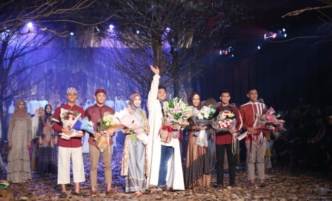 Busana Khusus Ramadan, Ivan Gunawan Persembahkan Koleksi Nostalgia