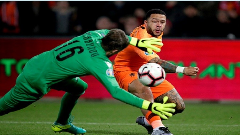 Bukukan 2 Gol, Memphis Depay Kecewa Gagal Bikin Hattrick