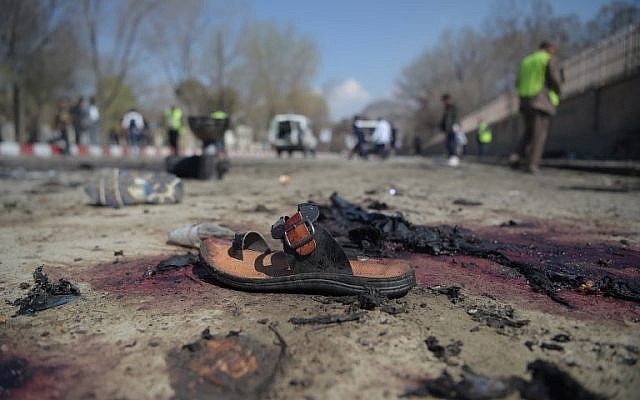 Ledakan Kembar Guncang Stadion Afghanistan, 3 Orang Tewas dan 30 Luka