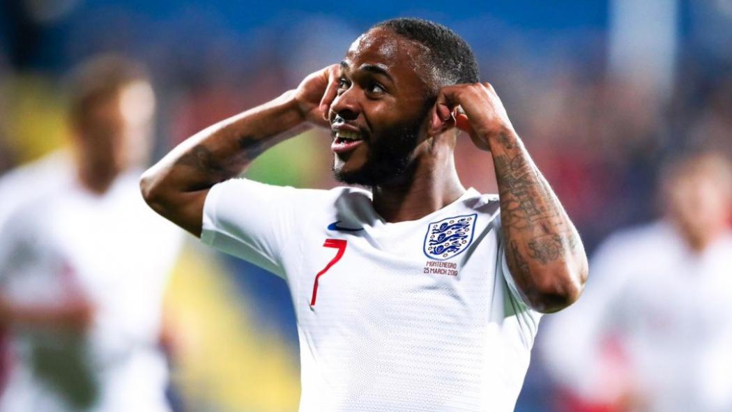 Jadi Korban Rasisme, Sterling Minta UEFA Beri Sanksi Montenegro