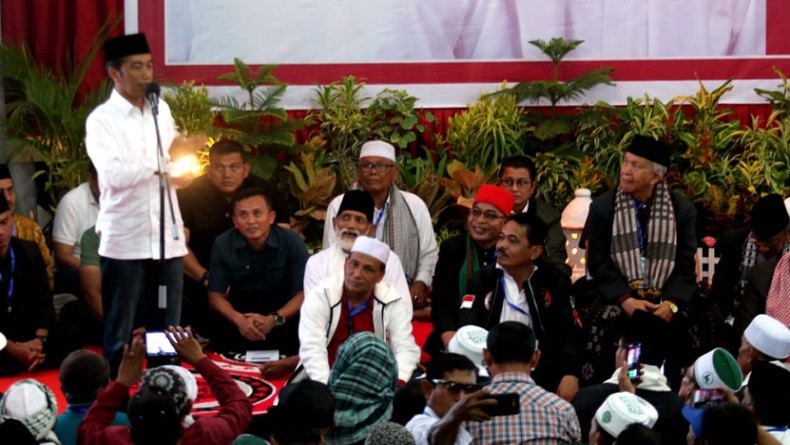 Cerita Susah saat Kecil, Jokowi: Saya Ingin Rakyat Tidak Takut Kuliah