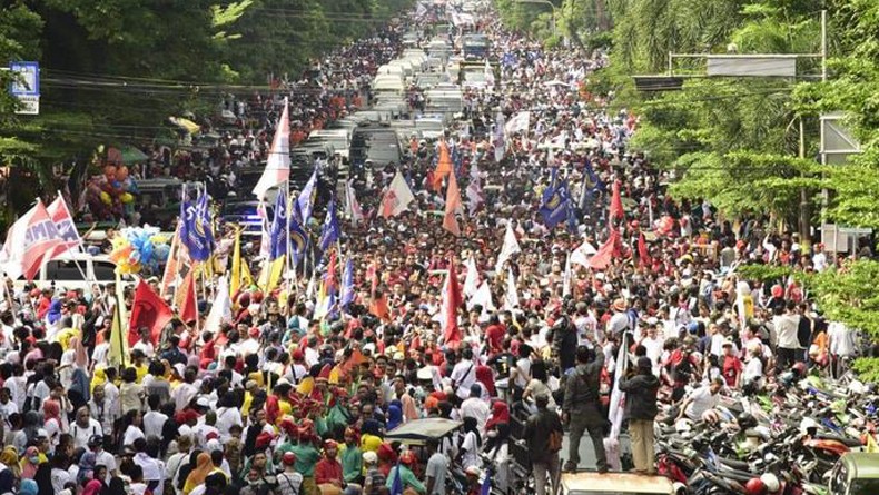 5.000 Massa Perindo Tumpah Ruah Hadiri Kampanye Jokowi di Makassar