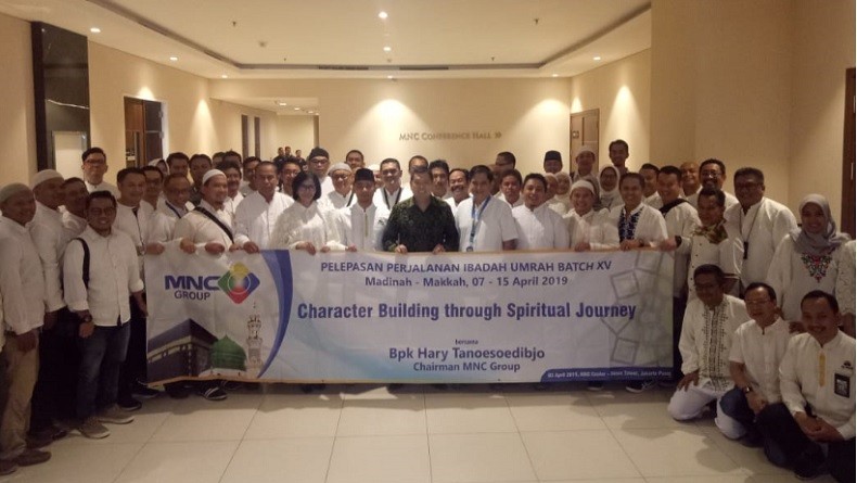 Bertepatan Isra Mikraj, HT Lepas Karyawan MNC Group Berangkat Umrah