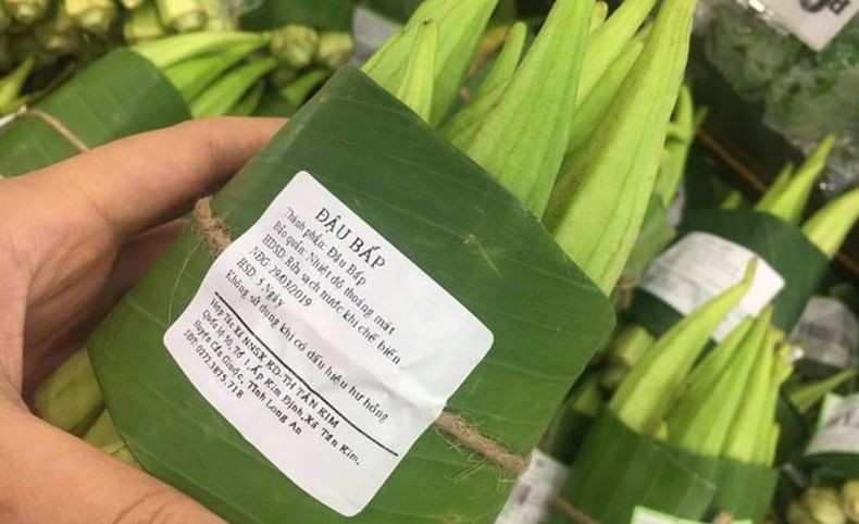 Unik, Supermarket Ini Gunakan Daun Pisang untuk Gantikan Plastik