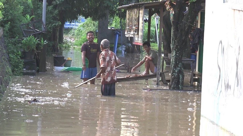 Sungai Meluap, Ratusan Rumah di 3 Kecamatan di Kendal Terendam Banjir