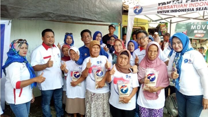 Jelang Pencoblosan, Caleg Perindo Kian Intens Gelar Bazar Beras Murah
