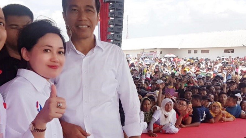 Caleg Perindo Susaningtyas Hadiri Kampanye Jokowi di Cirebon-Indramayu