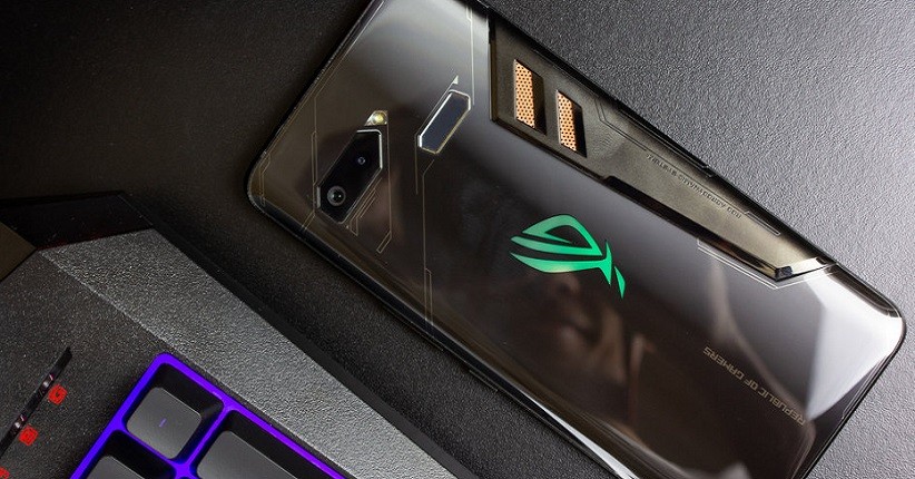 Asus Berencana Luncurkan ROG Phone 2 Tahun Ini
