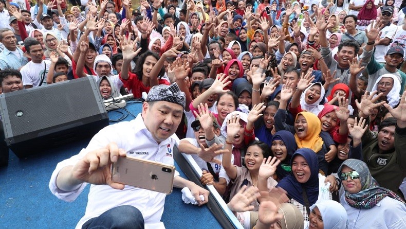Nge-Vlog Bareng HT, Ribuan Warga Subang Siap Menangkan Perindo