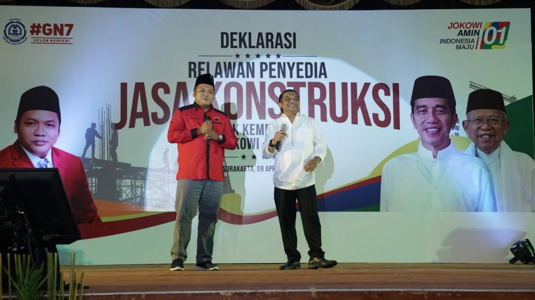 Persembahkan Lagu Khusus, Gus Nabil Sebut Jokowi Santri