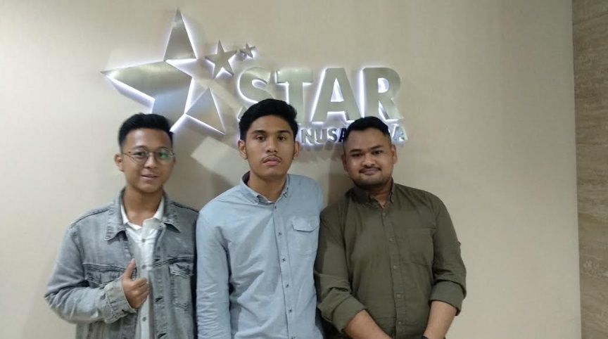 Elvan Saragih, Logonta Tarigan dan Igan Tertarik Bikin Grup Vokal