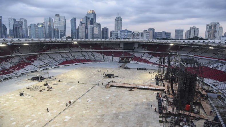 Jelang Kampanye Akbar Jokowi, Warga Terus Kirim Bantuan ke SUGBK