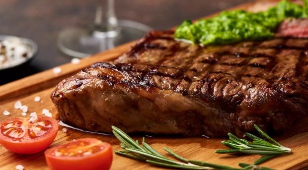 Waspada, Daging Merah Olahan dan Alkohol Bisa Picu Kanker