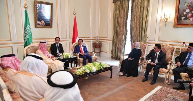 Jokowi Bertemu Menteri Energi Saudi Tindaklanjuti Kilang Cilacap