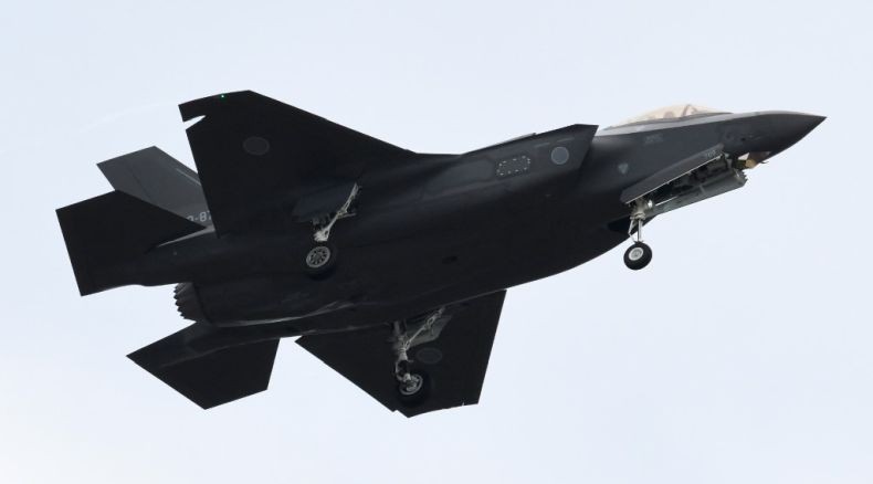 Jet Tempur Siluman F-35A Jatuh, Jepang Sebut Penyebabnya Human Error