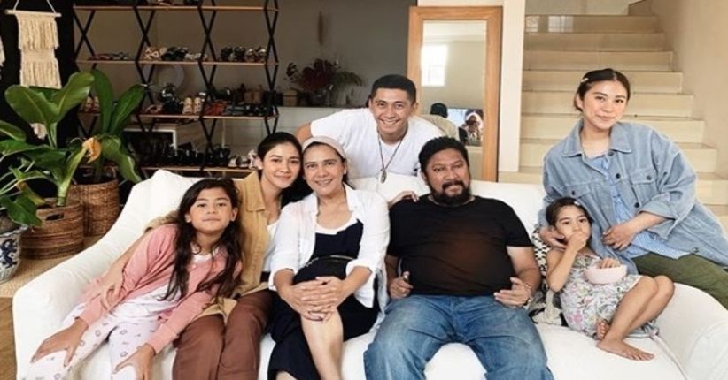 Jamal Mirdad dan Lydia Kandou Berpelukan setelah 6 Tahun Cerai