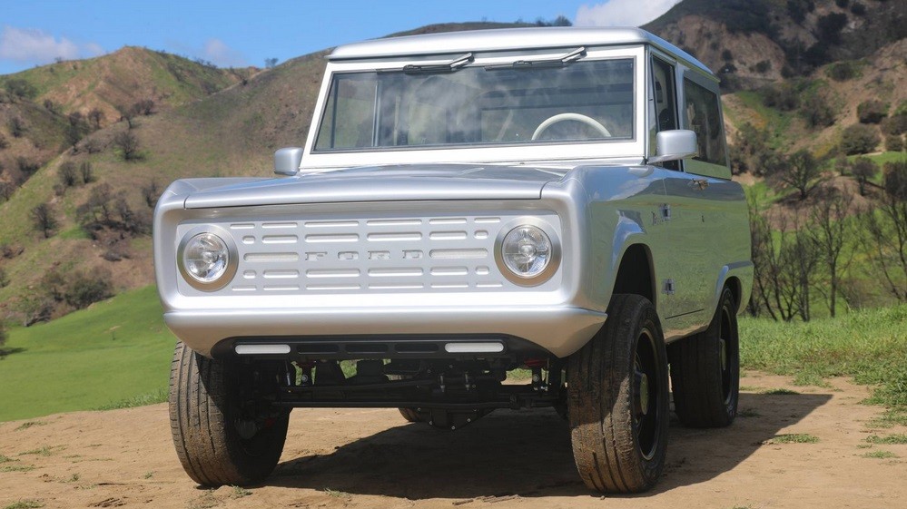 Tampang Jadul, Mobil Off-Road Klasik Ford Ini Gendong Tenaga Listrik