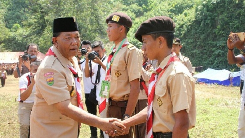 Begini Isi Surat Pengunduran Diri Bupati Madina kepada Presiden