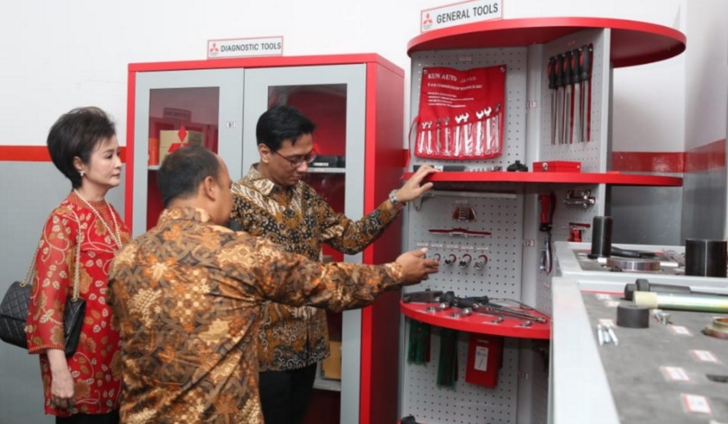 Investasi Rp44 Miliar, Ini Target Penjualan Dealer Mitsubishi Tajur